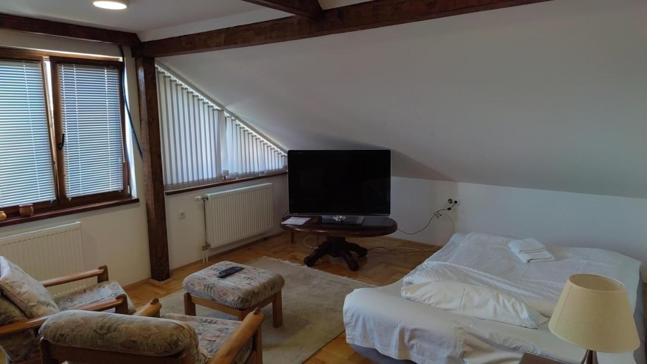Mladenovic Apartments Kladovo Zewnętrze zdjęcie